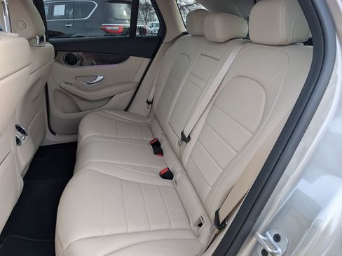 Used 2022 Mercedes-Benz GLC 300 w/ Premium Package Lite image 25