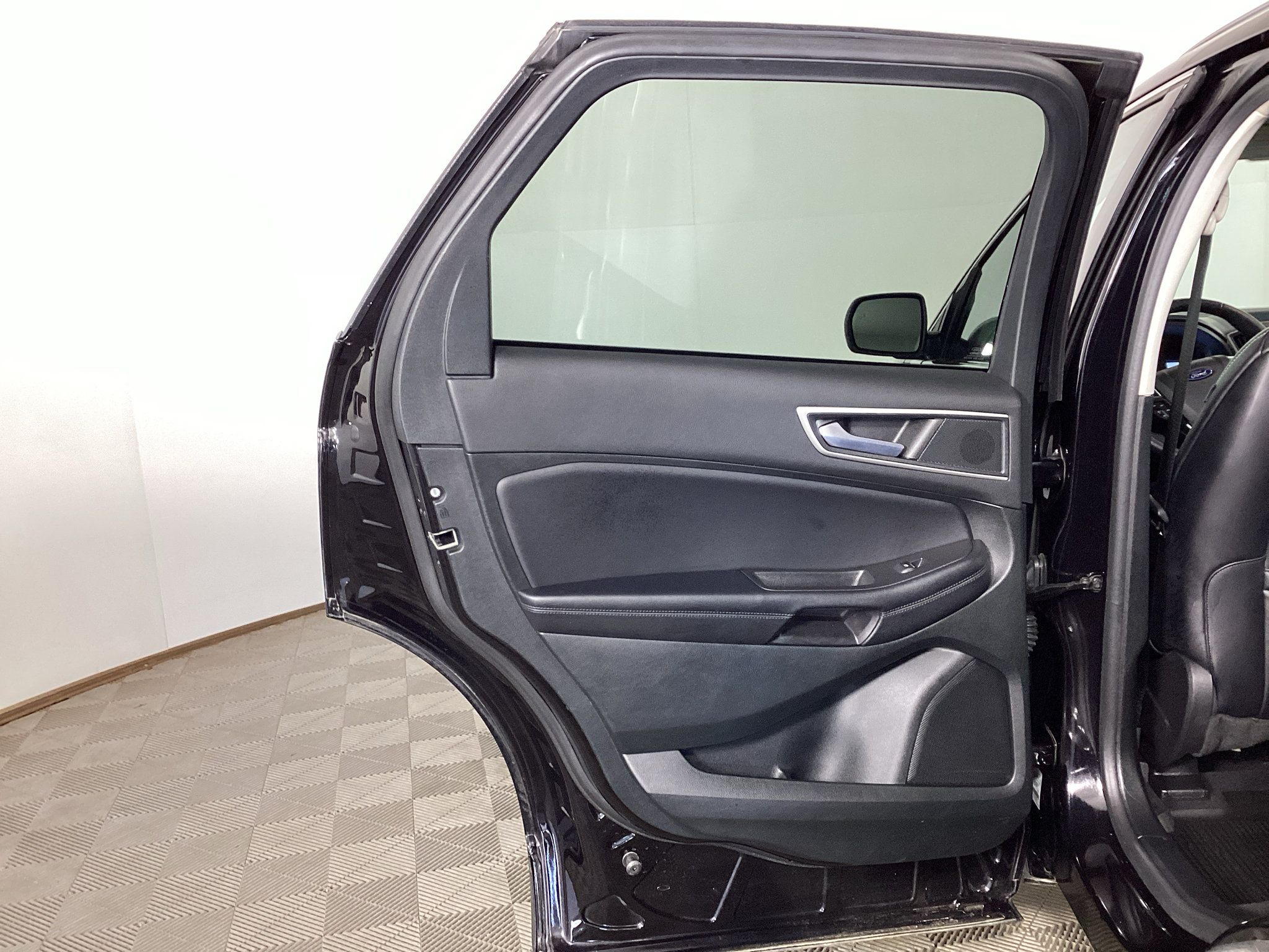 Used 2024 Ford Edge SEL w/ Convenience Package AWD/4WD image 12