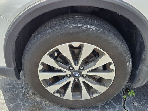 Used 2016 Subaru Outback 2.5i Limited AWD/4WD image 17
