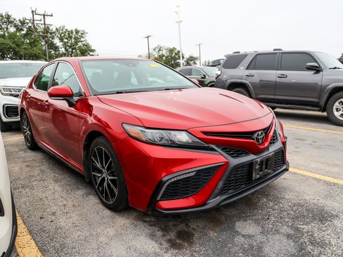 Certified 2023 Toyota Camry SE w/ Convenience Package FWD image 6