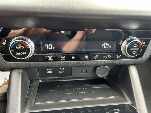 Used 2025 Mitsubishi Outlander SE AWD/4WD image 37