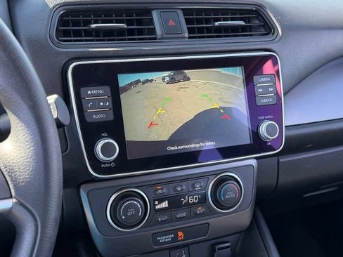 Certified 2025 Nissan Leaf S FWD image 19
