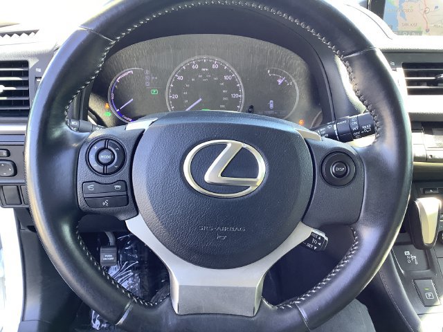 Used 2014 Lexus CT 200h FWD image 11