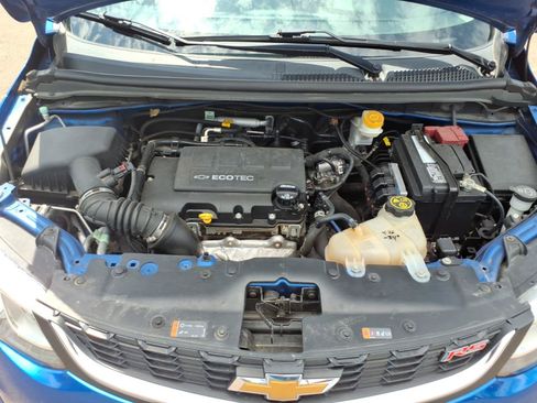 Used 2017 Chevrolet Sonic LT w/ Fun and Sun Package FWD image 13