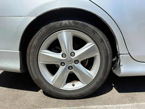 Used 2011 Toyota Camry SE w/ SE Extra-Value Pkg #1 FWD image 66