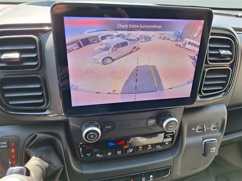 Used 2022 RAM ProMaster 2500 w/ Premium Convenience Group image 21