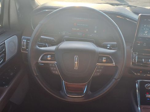 Used 2024 Lincoln Navigator Reserve AWD/4WD image 14