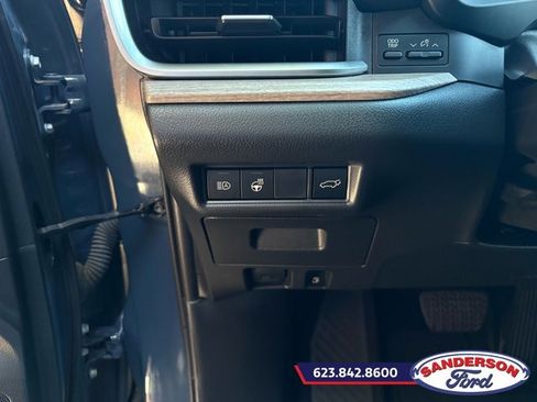 Used 2024 Toyota Grand Highlander FWD image 11