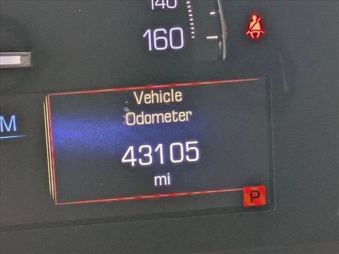 Used 2017 Cadillac XT5 FWD image 10