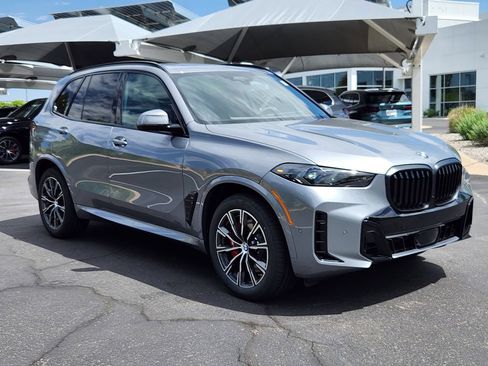 New 2026 BMW X5 xDrive40i w/ M Sport Package AWD/4WD image 5