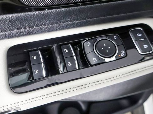 Used 2025 Lincoln Aviator Reserve w/ Illumination Package image 40