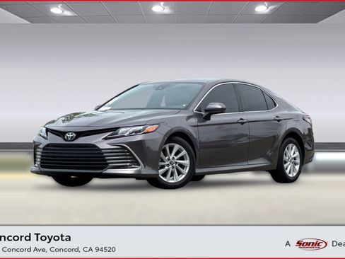 Used 2023 Toyota Camry LE AWD/4WD image 1