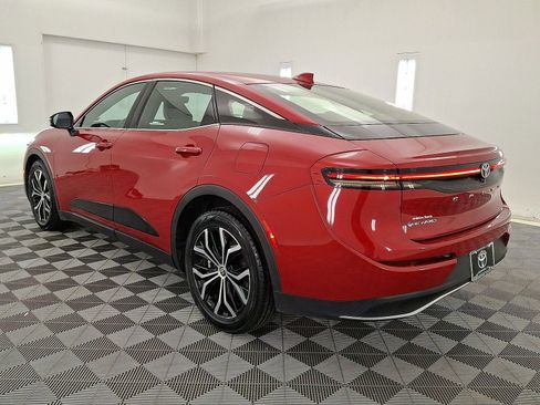 Used 2024 Toyota Crown XLE image 22