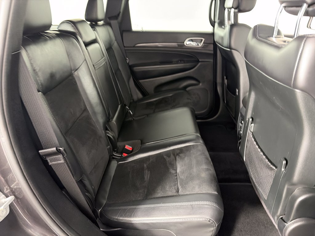 Used 2018 Jeep Grand Cherokee Altitude AWD/4WD image 29