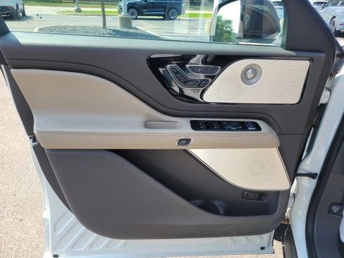 Certified 2023 Lincoln Aviator Reserve w/ Equipment Group 201A AWD/4WD image 16