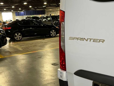 New 2024 Mercedes-Benz Sprinter 2500 image 16