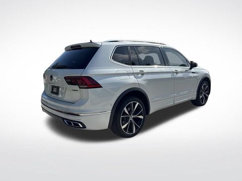 Certified 2024 Volkswagen Tiguan SEL R-Line AWD/4WD image 5