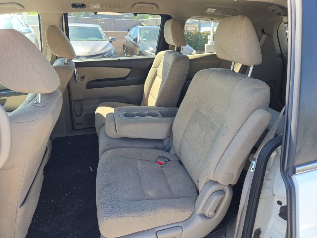 Used 2016 Honda Odyssey EX image 11