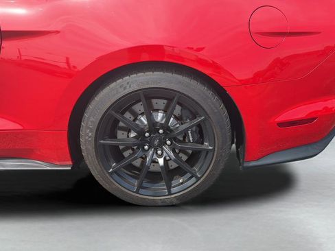 Used 2018 Ford Mustang Shelby GT350 w/ Convenience Package RWD image 48