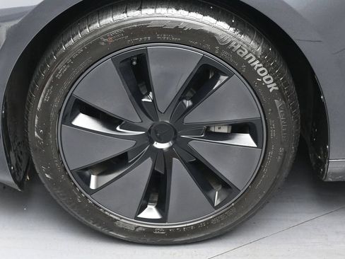 Used 2024 Tesla Model 3 Standard Range RWD image 30