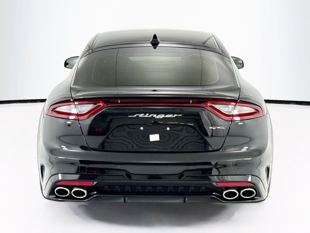 Used 2020 Kia Stinger GT-Line RWD image 6