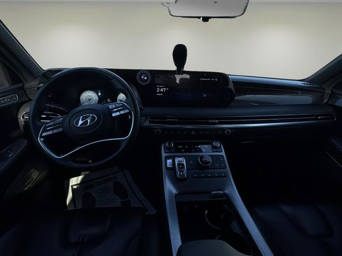 Used 2024 Hyundai Palisade Calligraphy image 9