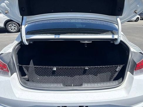 Used 2022 Hyundai Elantra Blue w/ Preferred Accessory Package FWD image 24