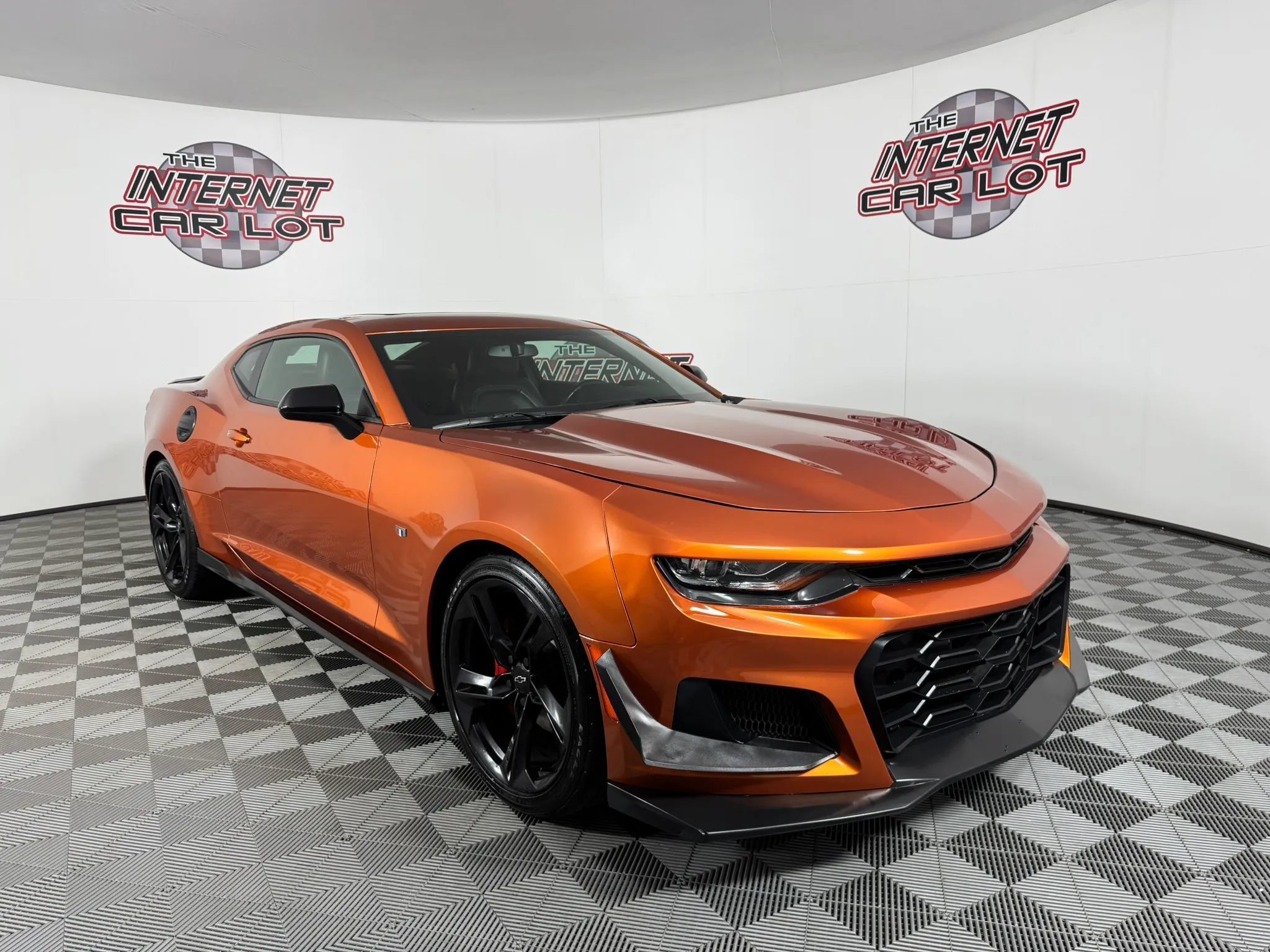 Used 2022 Chevrolet Camaro LT w/ RS Package RWD image 9