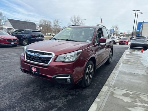 Used 2017 Subaru Forester 2.5i Limited image 6