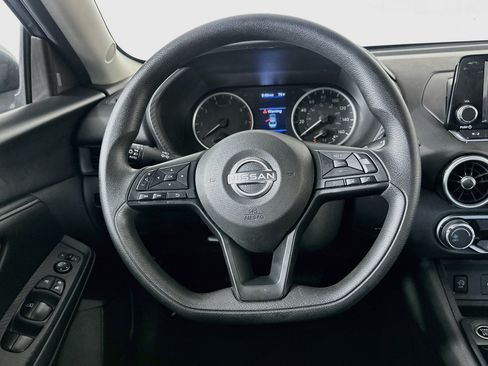 Used 2025 Nissan Sentra S FWD image 17