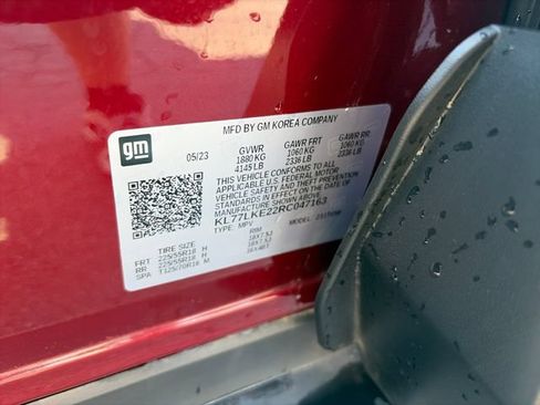 Used 2024 Chevrolet Trax ACTIV w/ Driver Confidence Package FWD image 25
