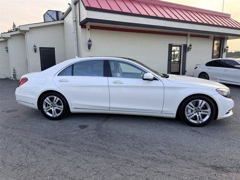 Used 2017 Mercedes-Benz S 550 4MATIC Sedan image 4