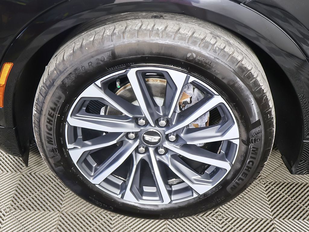 Used 2024 Cadillac Lyriq Sport RWD image 24