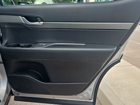Used 2025 Hyundai Palisade SEL FWD image 9
