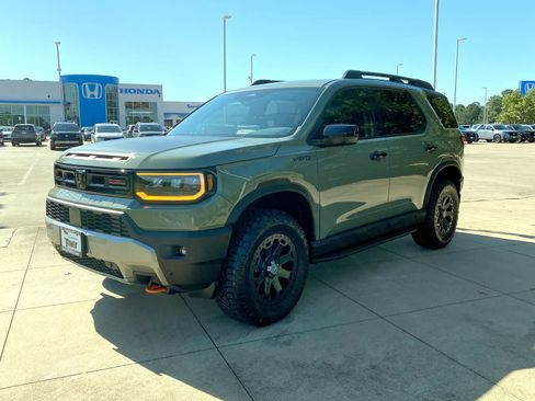 Used 2026 Honda Passport TrailSport Elite image 3