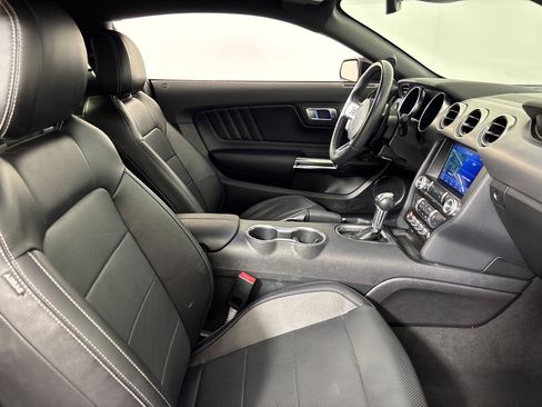 Used 2021 Ford Mustang GT Premium w/ Black Accent Package RWD image 30