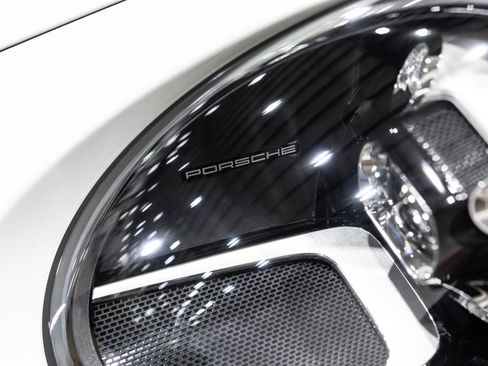 Used 2024 Porsche 911 Carrera image 27