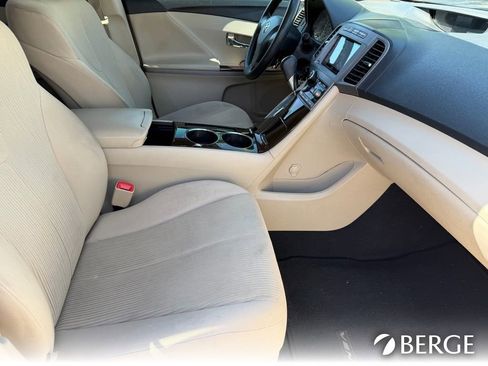 Used 2009 Toyota Venza AWD image 13