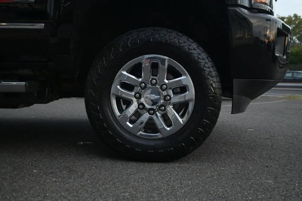 Used 2019 Chevrolet Silverado 3500 LTZ w/ Duramax Plus Package AWD/4WD image 22