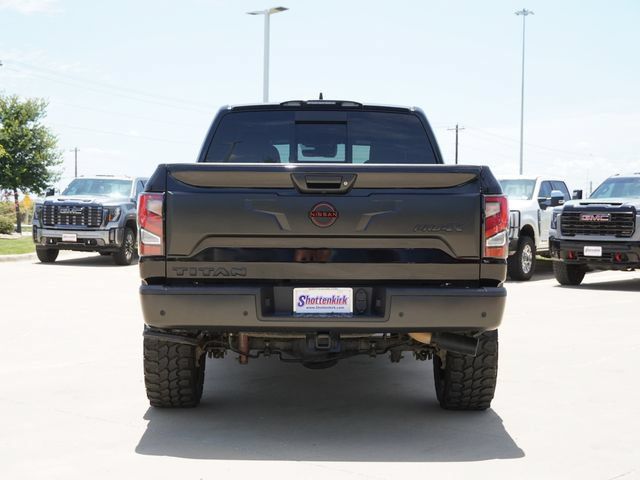 Used 2024 Nissan Titan PRO-4X w/ Pro-4x Convenience Package AWD/4WD image 8