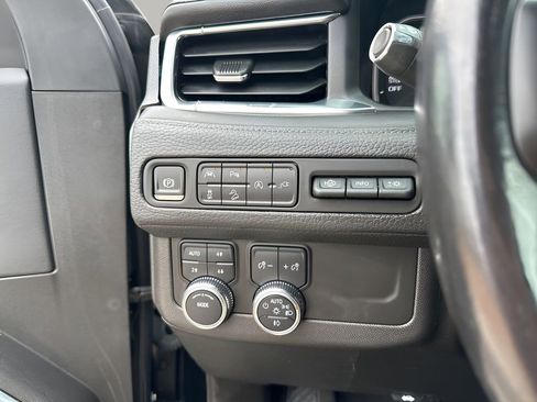 Used 2021 GMC Yukon Denali image 29