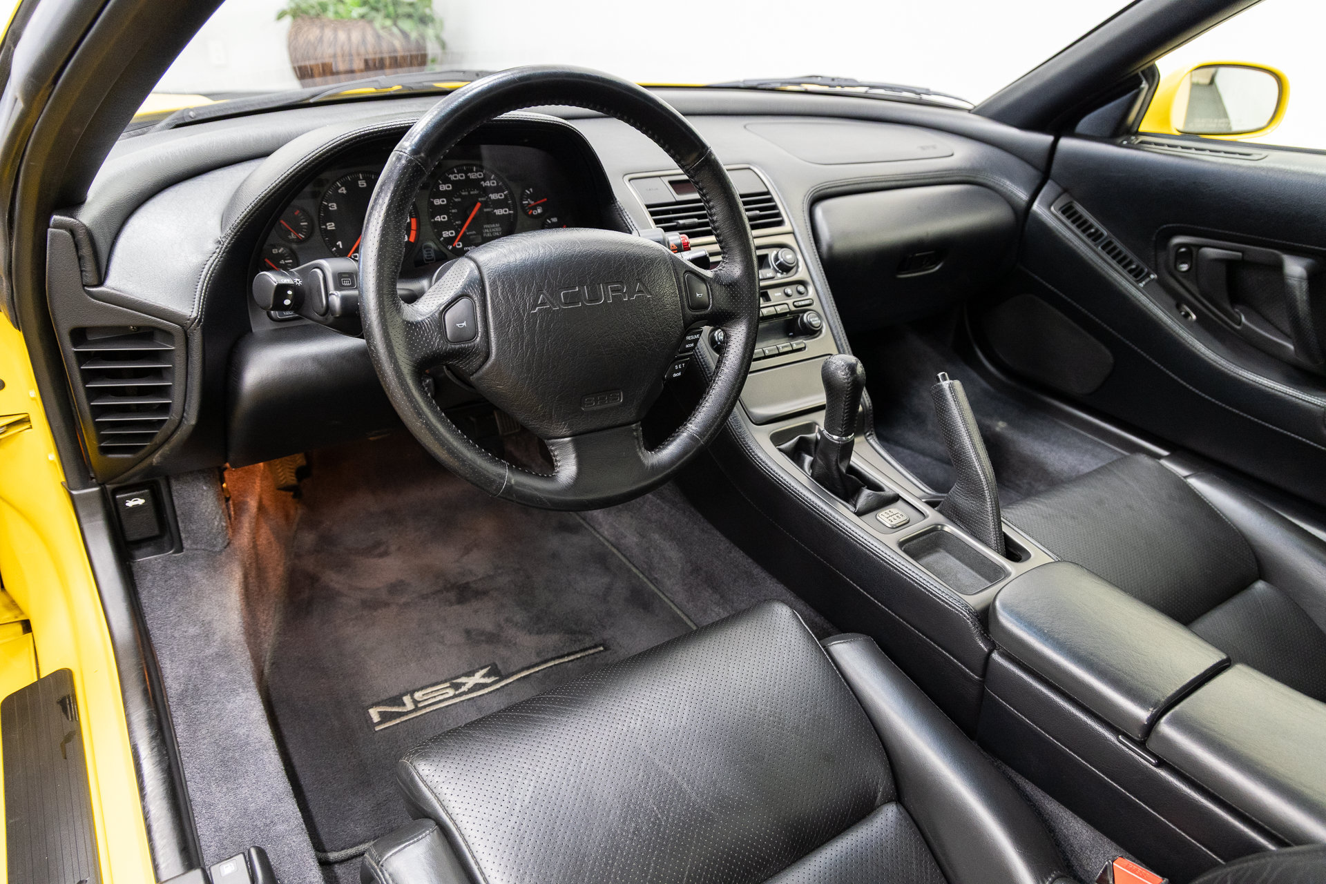 Used 2000 Acura NSX T RWD image 5