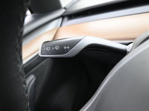 Used 2023 Tesla Model 3 Standard Range RWD image 18