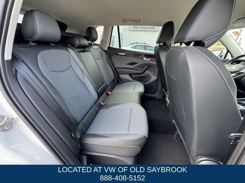 Certified 2025 Volkswagen Tiguan SE AWD/4WD image 22