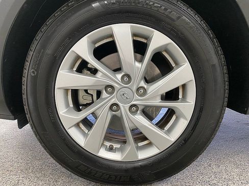 Used 2020 Hyundai Tucson SE image 23