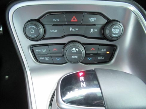 Used 2020 Dodge Challenger SXT w/ Plus Package RWD image 28