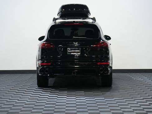 Used 2016 Porsche Cayenne GTS image 7