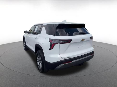 Used 2025 Chevrolet Equinox LT FWD image 10
