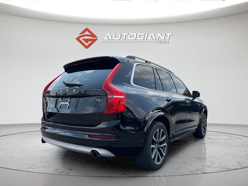Used 2018 Volvo XC90 T5 Momentum w/ Convenience Package AWD/4WD image 7