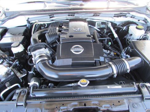 Used 2012 Nissan Frontier SV RWD image 24